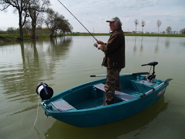 Barque Fun Yak 2 80 Aigle Pecheur Barques Plastiques Bass Boat